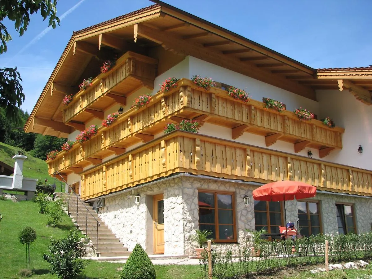 Daire Hacher Josef - Bergpanorama Ferienwohnungen | Chiemgau Karte Marquartstein Almanya